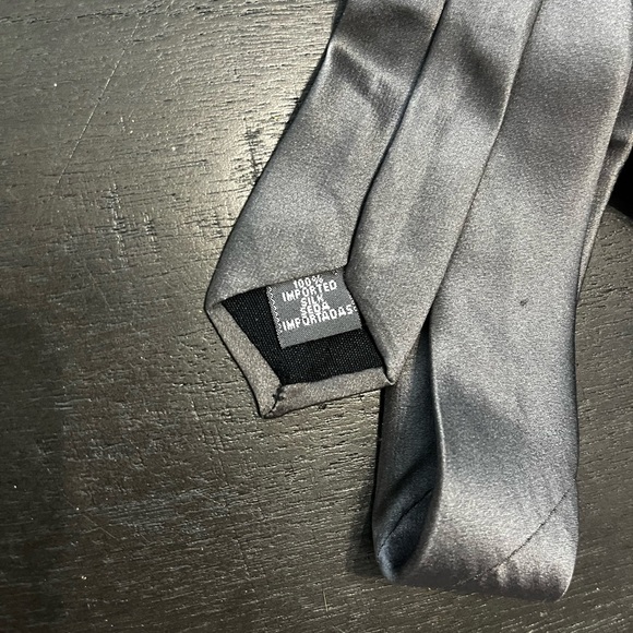 Arrow USA 1851 Silk Tie • Made in USA • Grey - Picture 5 of 5